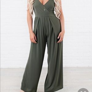 Looking Good jumpsuit (olive)